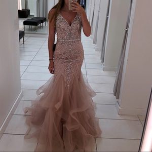gorgeous prom dress